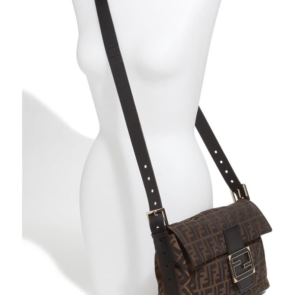 ISO this Fendi Zucca Baguette - Picture 3 of 3